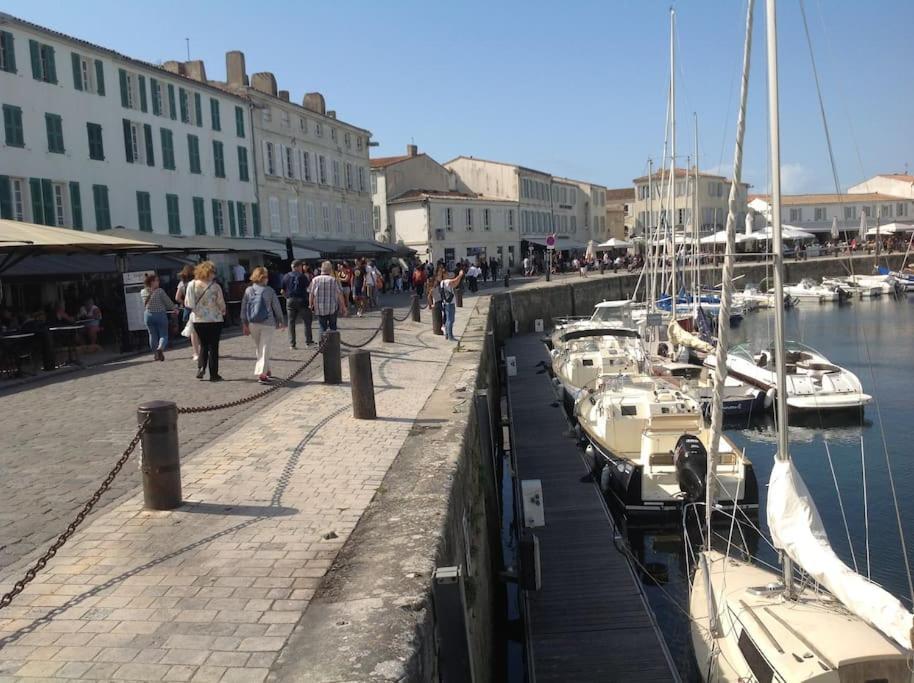 Eole, Idealement Situe Sur Le Port De St Martin De Re Saint-Martin-de-Ré Εξωτερικό φωτογραφία