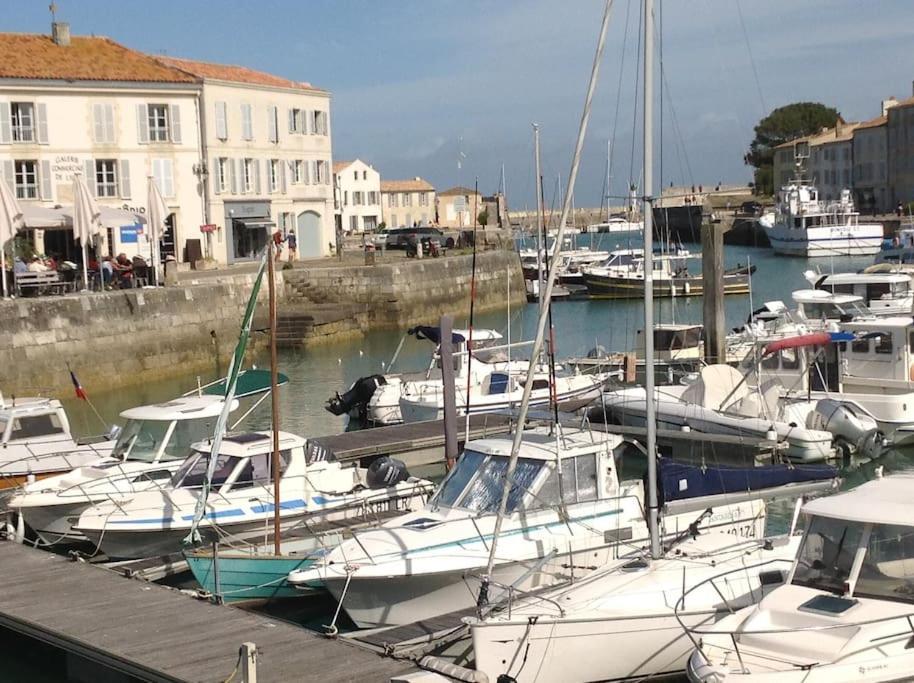 Eole, Idealement Situe Sur Le Port De St Martin De Re Saint-Martin-de-Ré Εξωτερικό φωτογραφία
