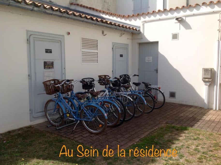 Eole, Idealement Situe Sur Le Port De St Martin De Re Saint-Martin-de-Ré Εξωτερικό φωτογραφία